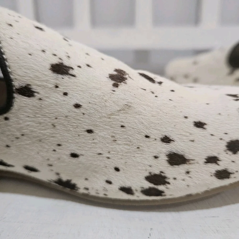 Toms Womens Darcy Canvas Birch Spotted Cow Slip On Loafers 10015791 Size 8.5